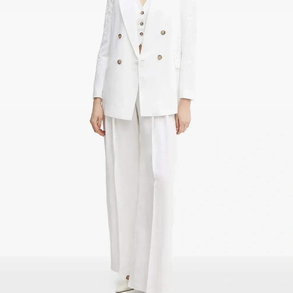 Брюки со складками