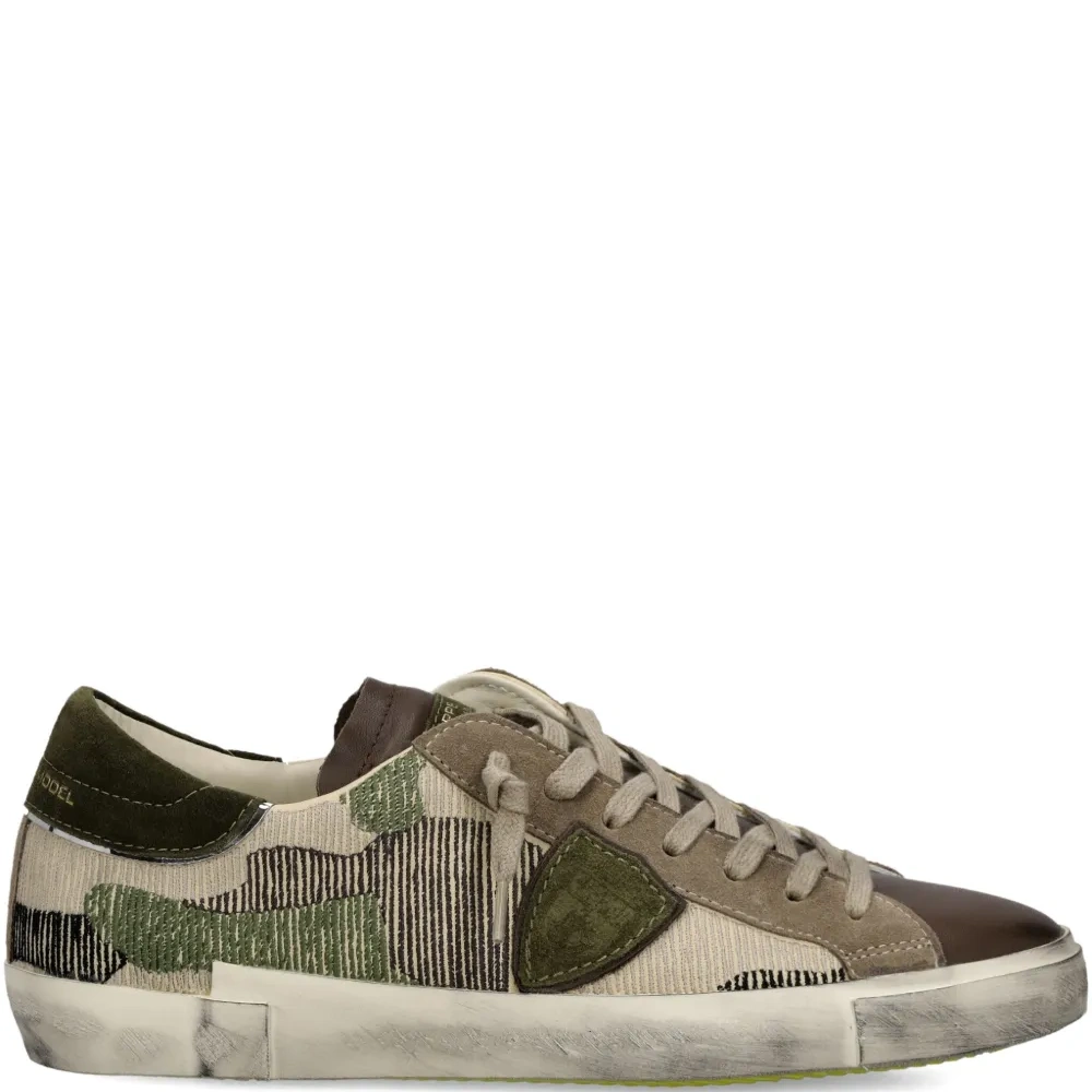 кроссовки с камуфляжным узором кроссовки с камуфляжным узором