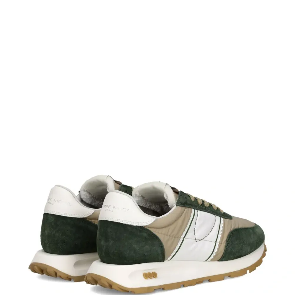 Кроссовки Tour