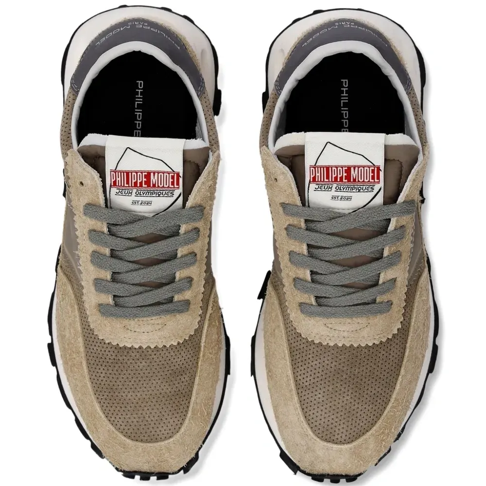 кроссовки Tour