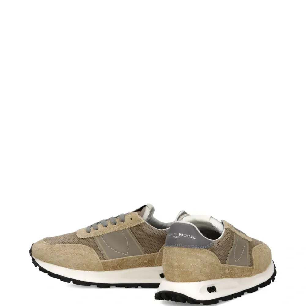 кроссовки Tour