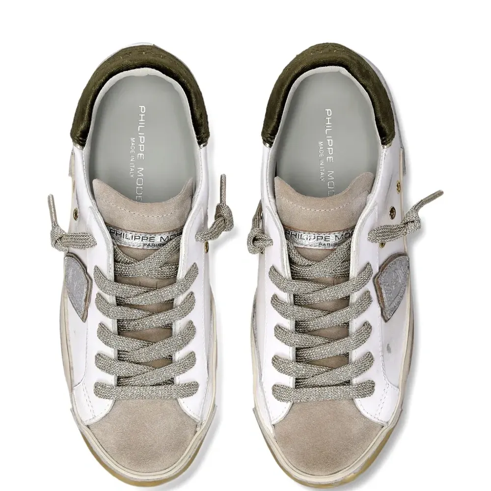 кроссовки со вставками