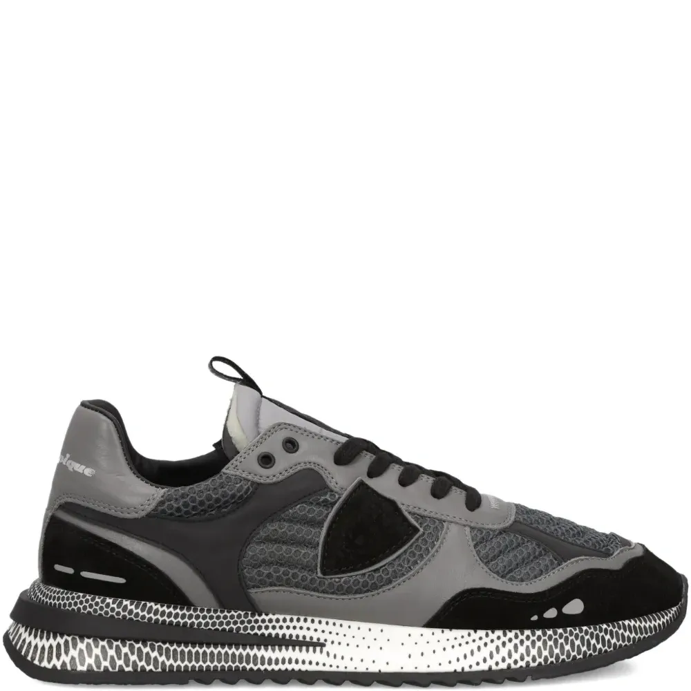 кроссовки Olympique