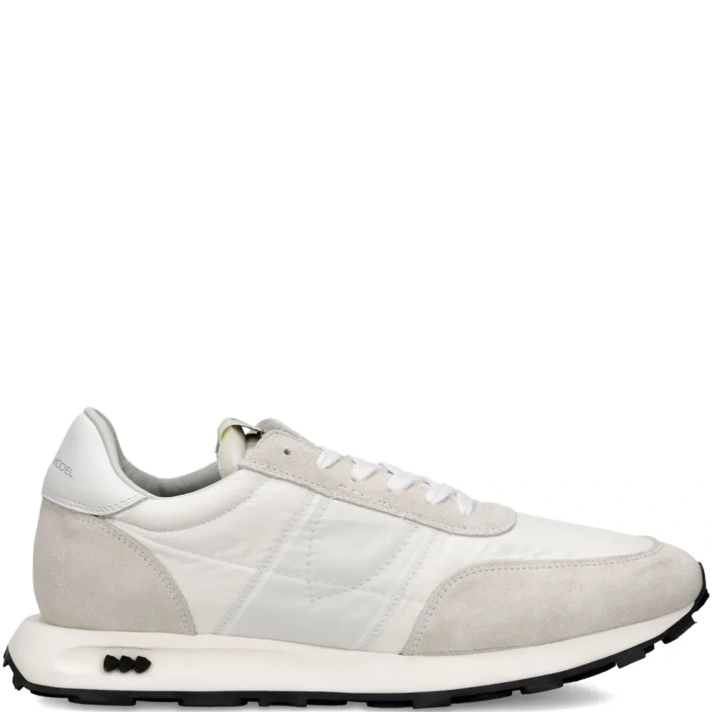 кроссовки со стегаными вставками кроссовки со стегаными вставками