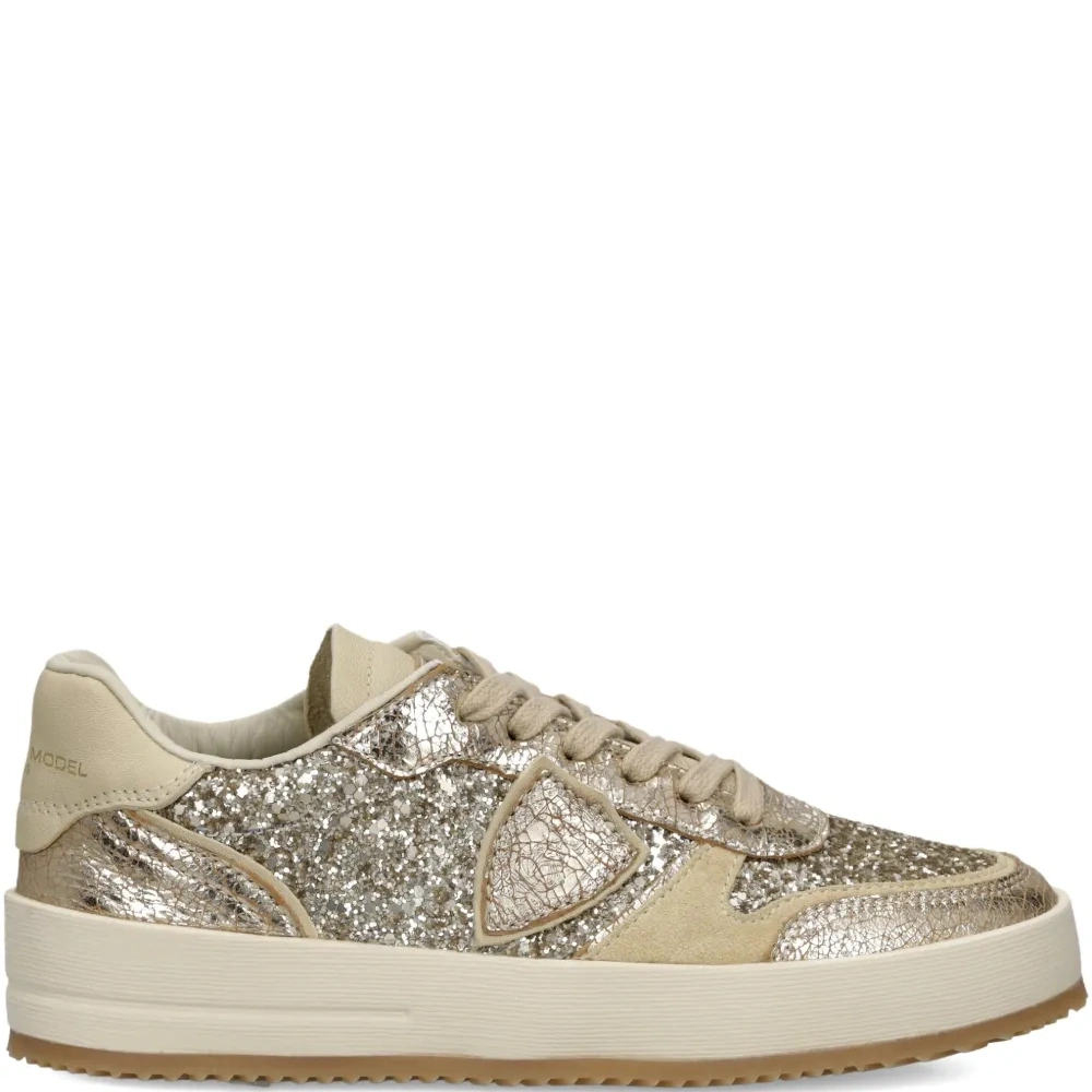 Кроссовки Nice