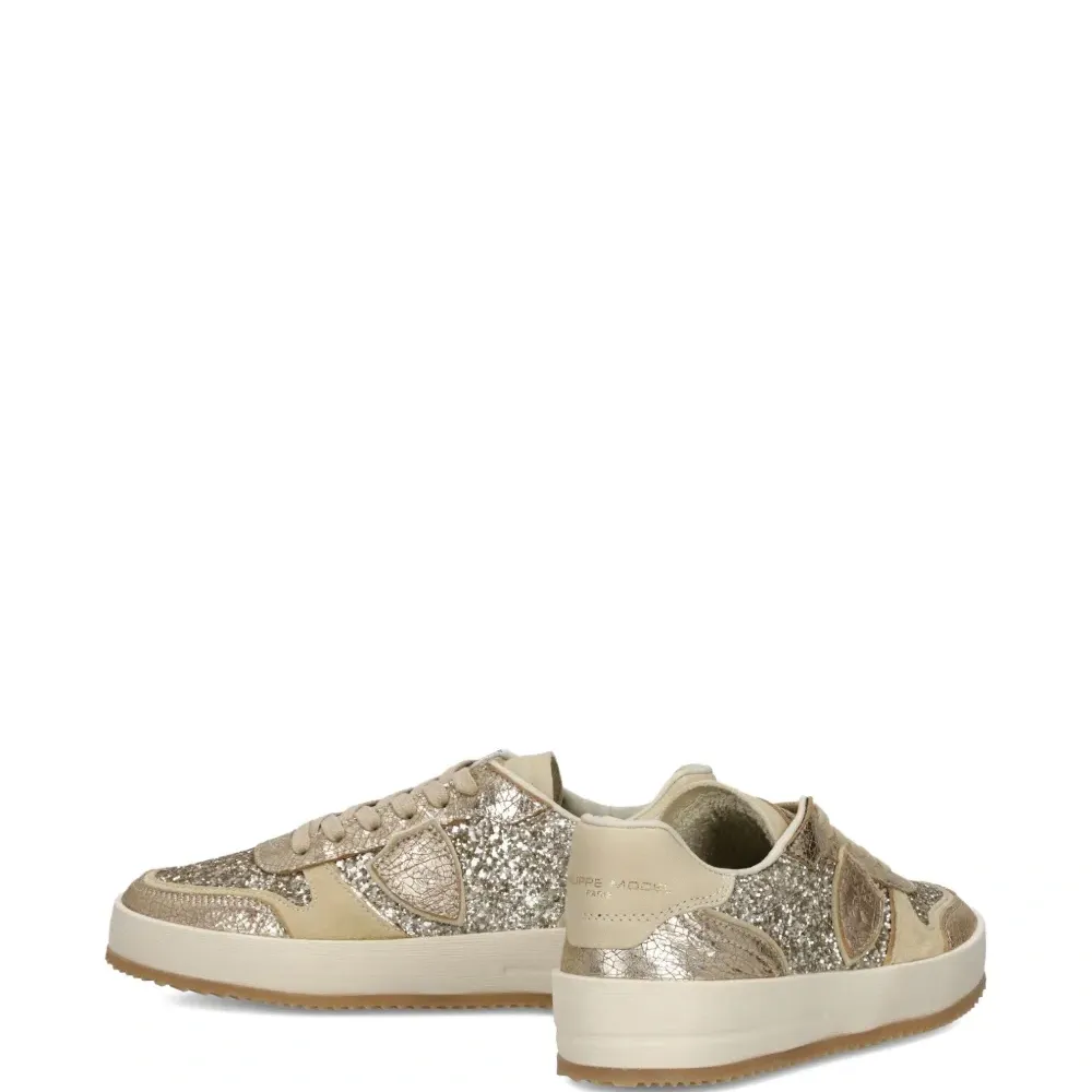 Кроссовки Nice