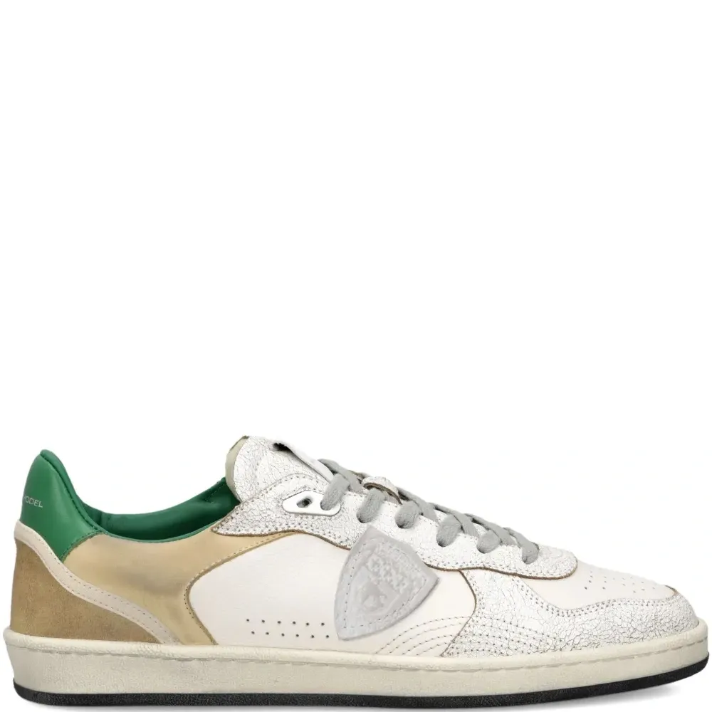 Кожаные кроссовки