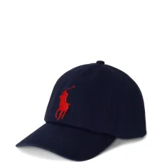 бейсболка с вышитым логотипом