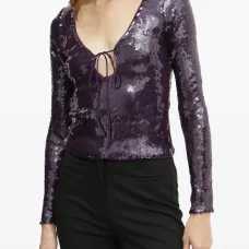 Топ с завязками и пайетками