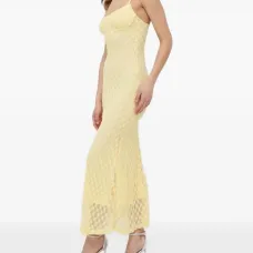 Кружевное платье макси