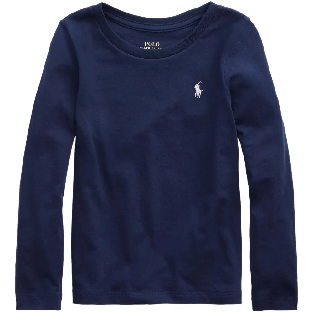 футболка с U-образным вырезом