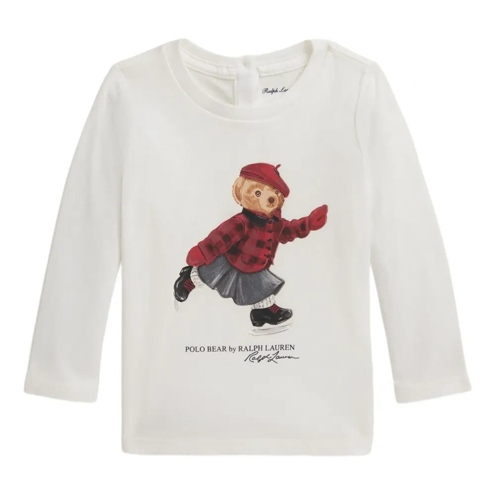 Футболка с нашивками