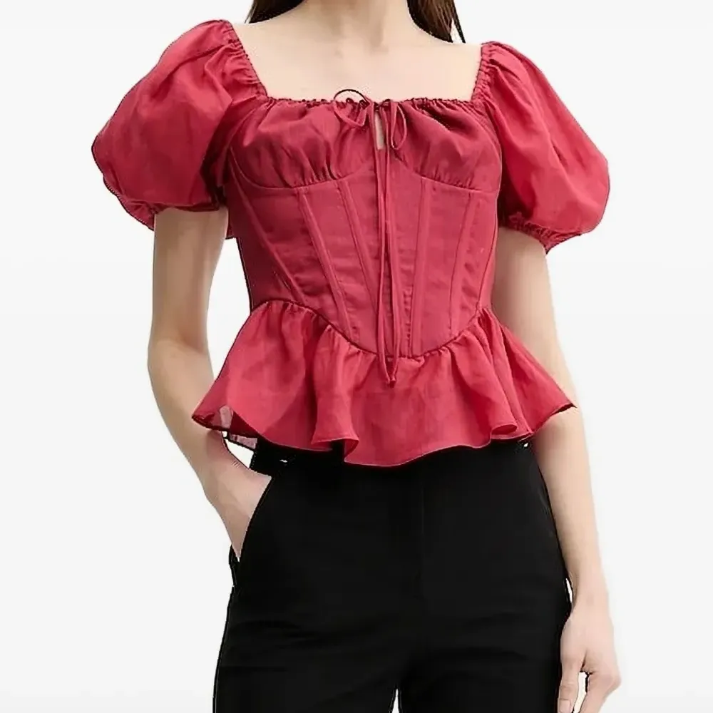 Топ-корсет с объемными рукавами