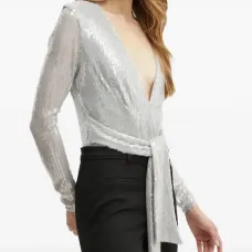 Топ Emelia с пайетками