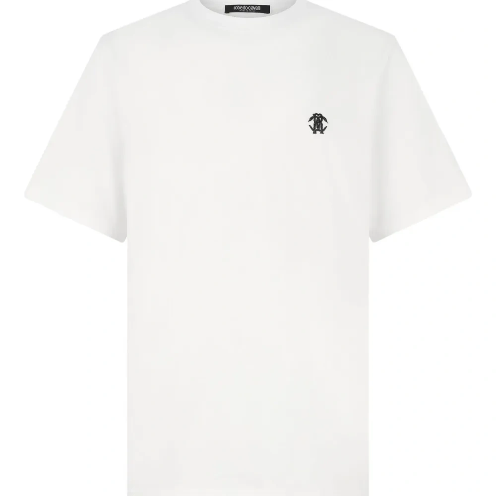 футболка с вышитым логотипом