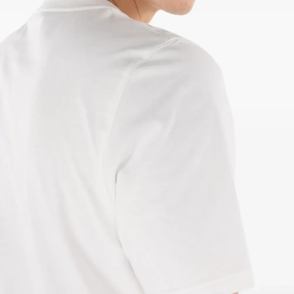 футболка с вышитым логотипом футболка с вышитым логотипом