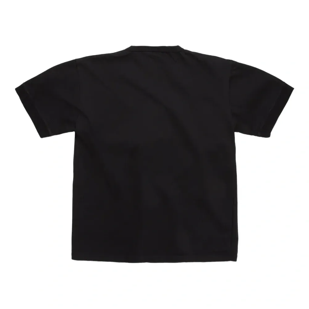 футболка с круглым вырезом