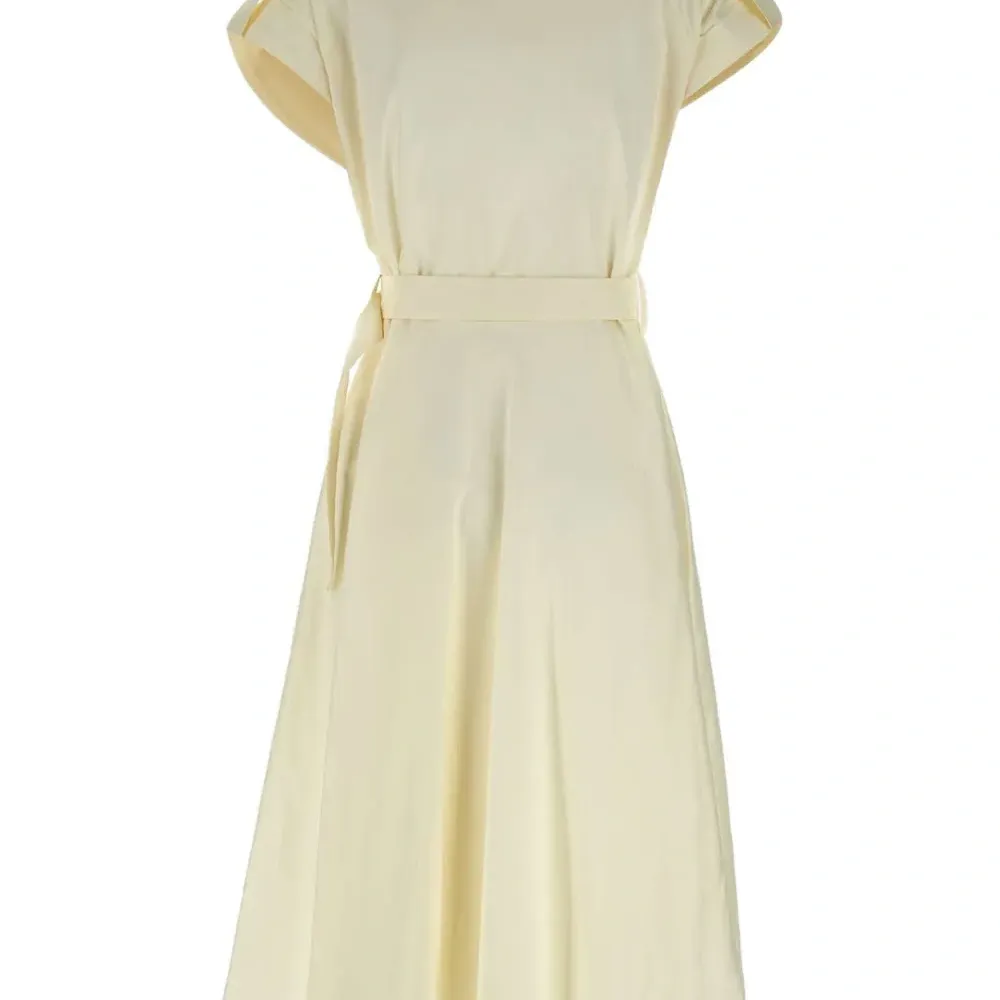 платье с поясом