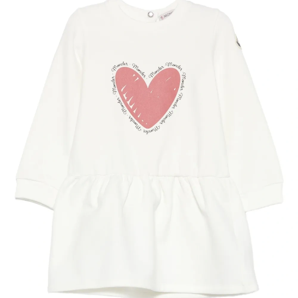 Платье с оборками и принтом