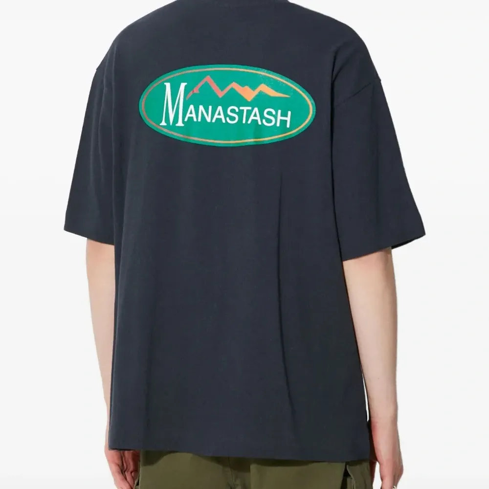 Футболка с логотипом