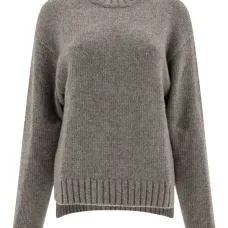 Свитер с круглым вырезом