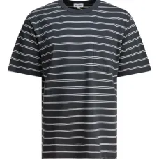 Футболка с карманом в полоску