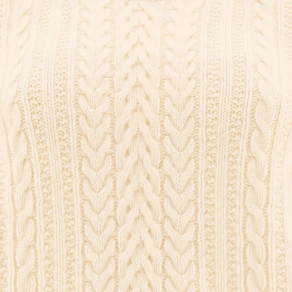 свитер фактурной вязки