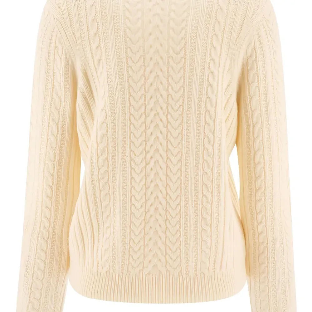 свитер фактурной вязки