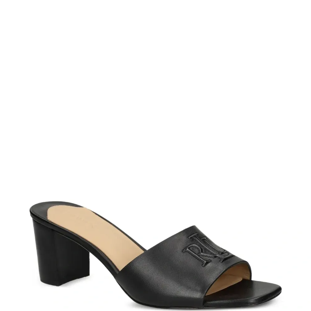 сандалии с тисненым логотипом и открытым носком