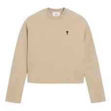 Толстовка с вышивкой