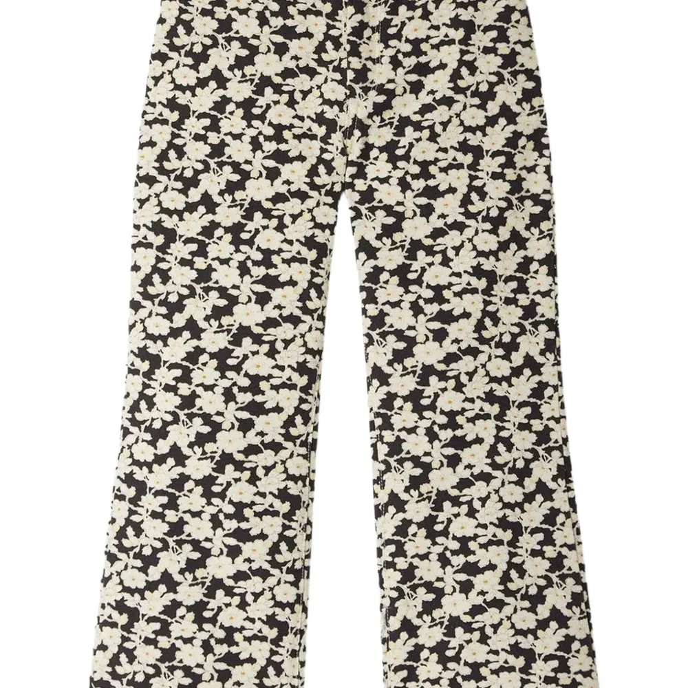 брюки с цветочным принтом