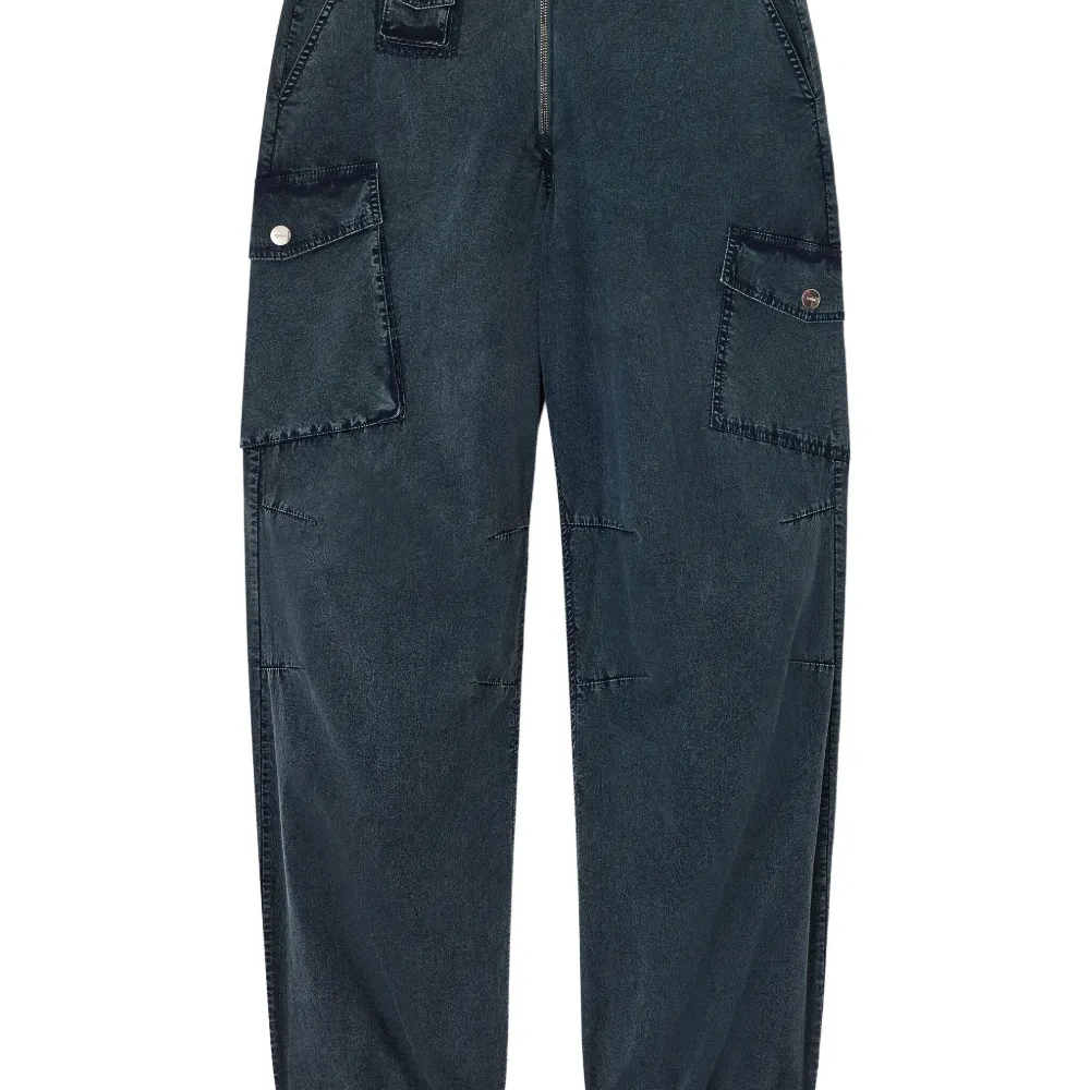 Брюки с карманами карго