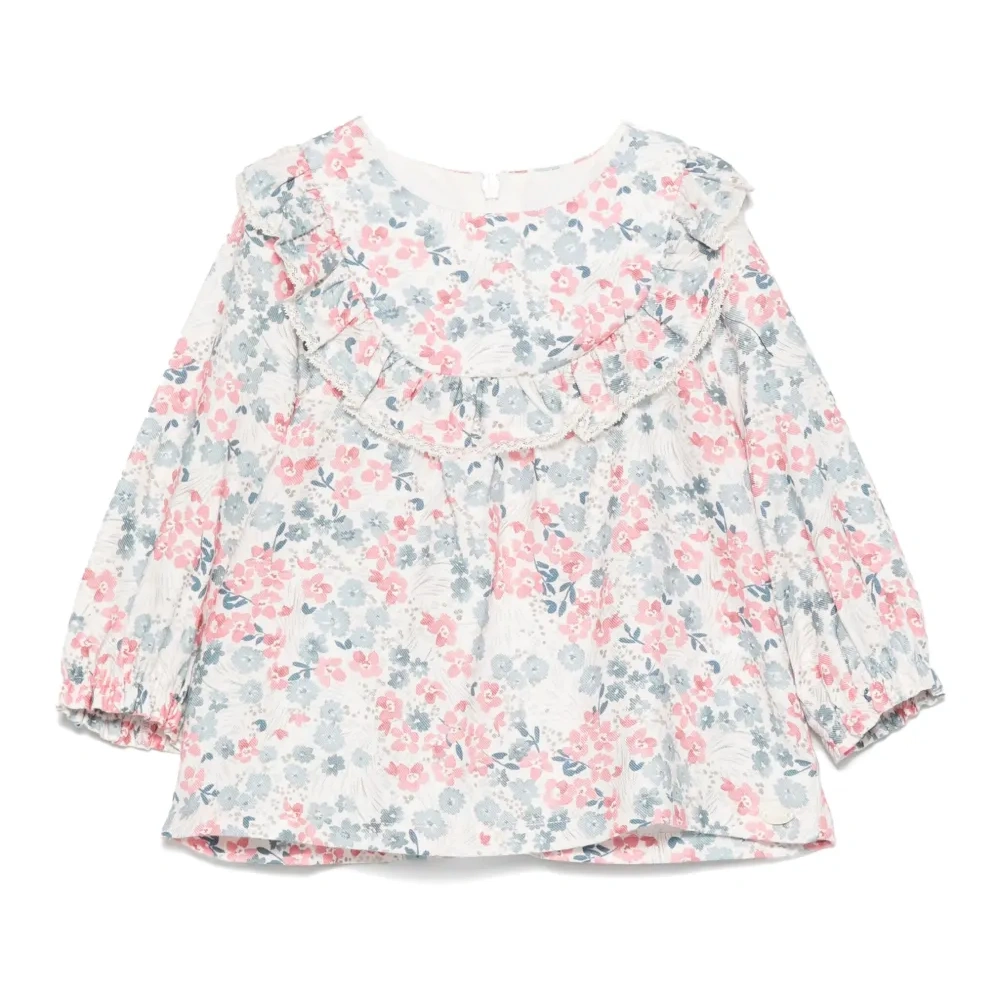 топ с оборками и цветочным принтом