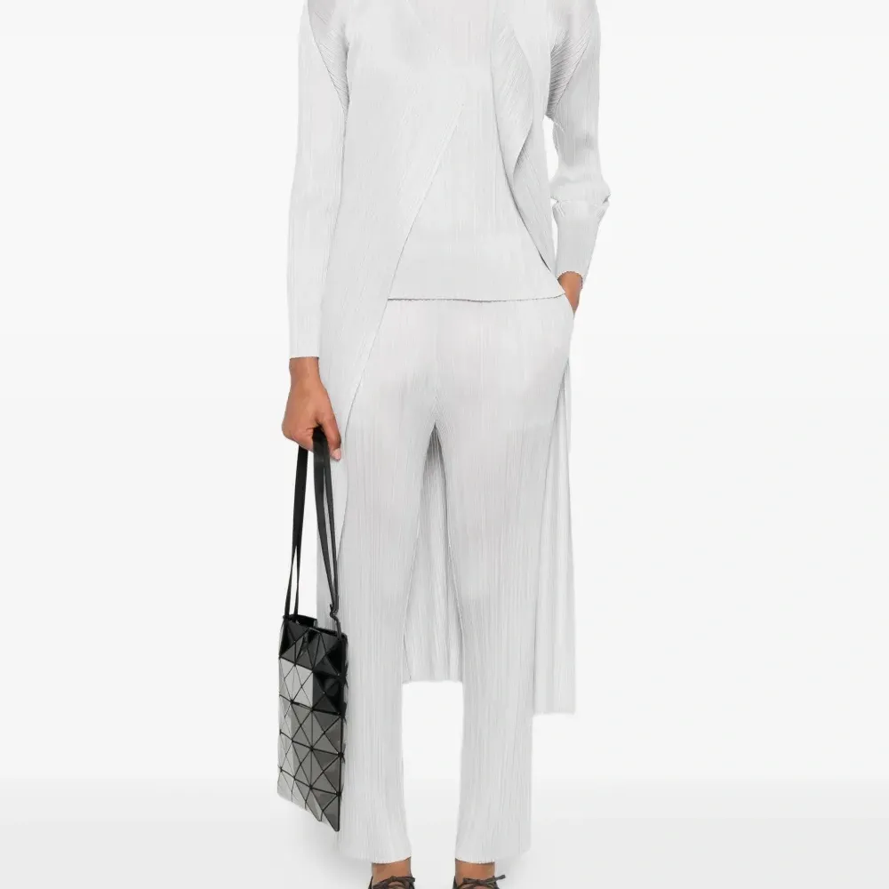 брюки со складками