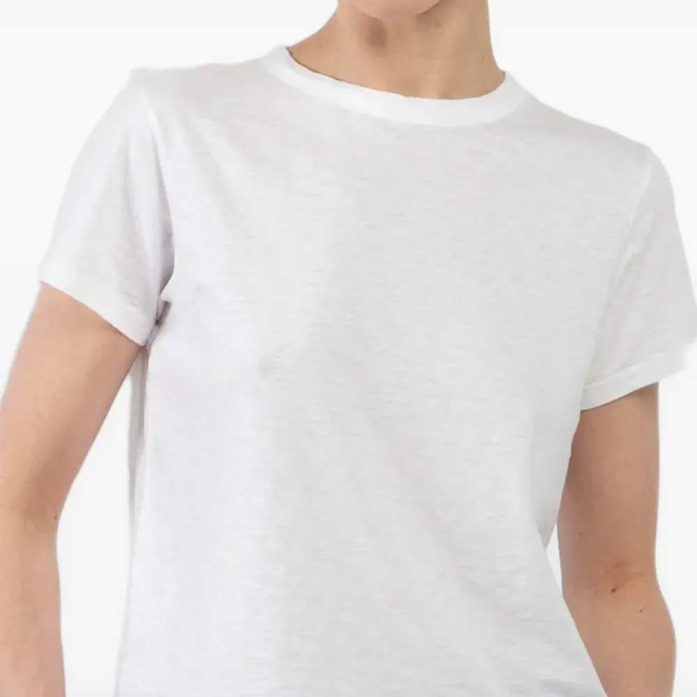 Футболка с круглым вырезом