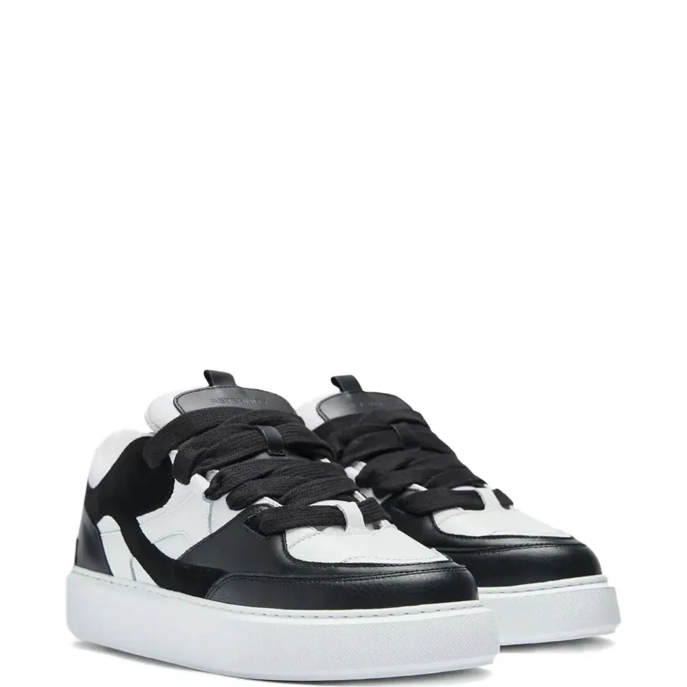 Кроссовки со вставками