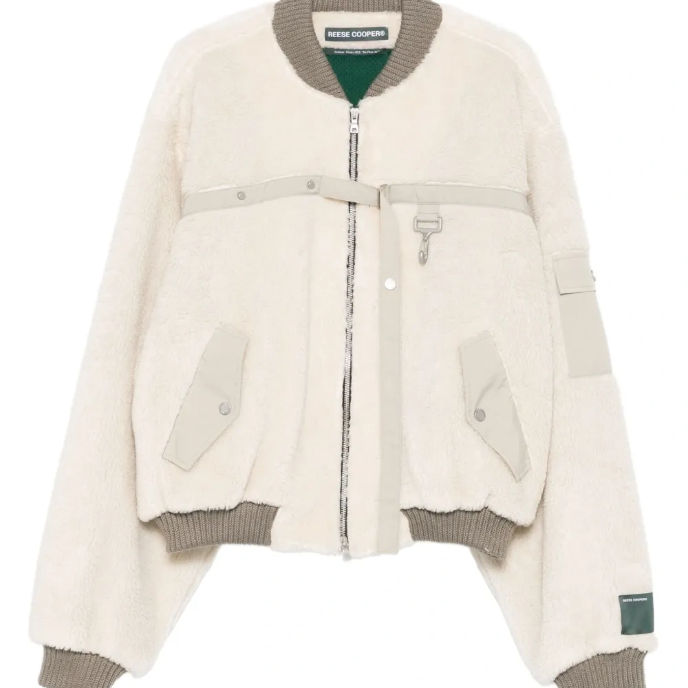 Бомбер с фактурой флиса