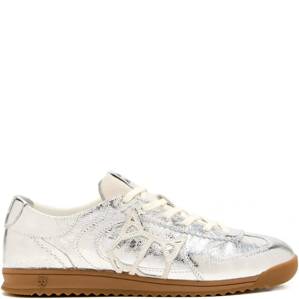 кроссовки на шнуровке кроссовки на шнуровке