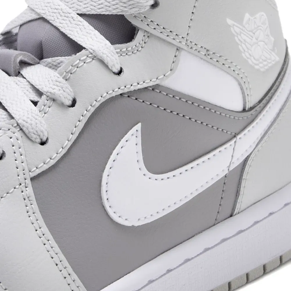 Кроссовки Air Jordan 1