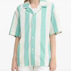 Полосатая рубашка с короткими рукавами Полосатая рубашка с короткими рукавами