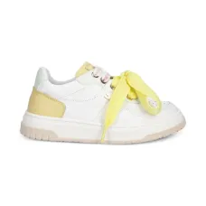 Кроссовки со вставками