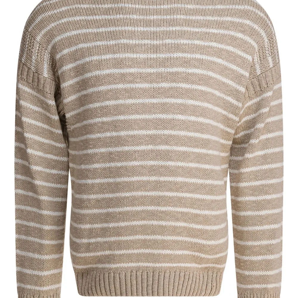 Полосатый свитер