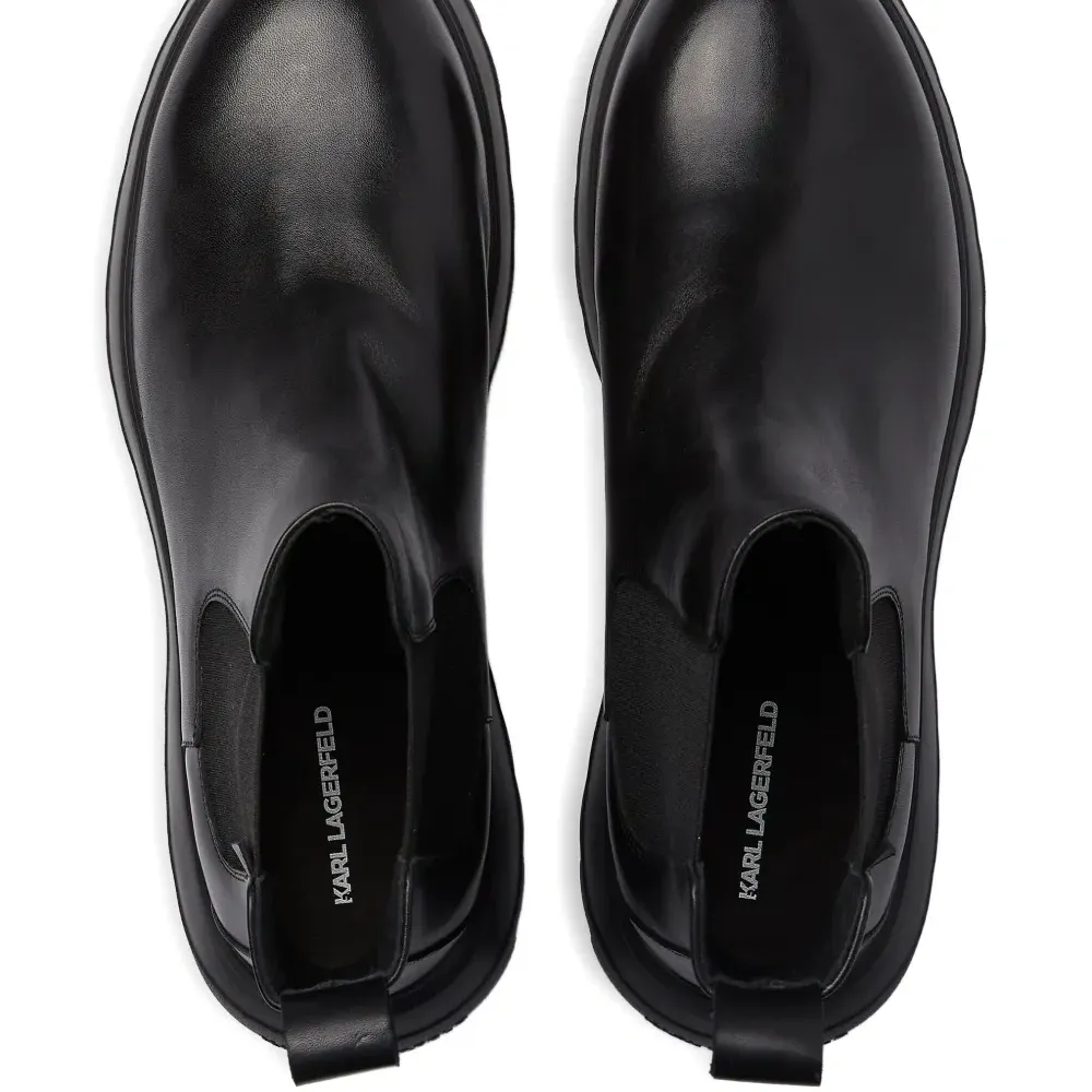 Ботинки челси с эластичными вставками Ботинки челси с эластичными вставками