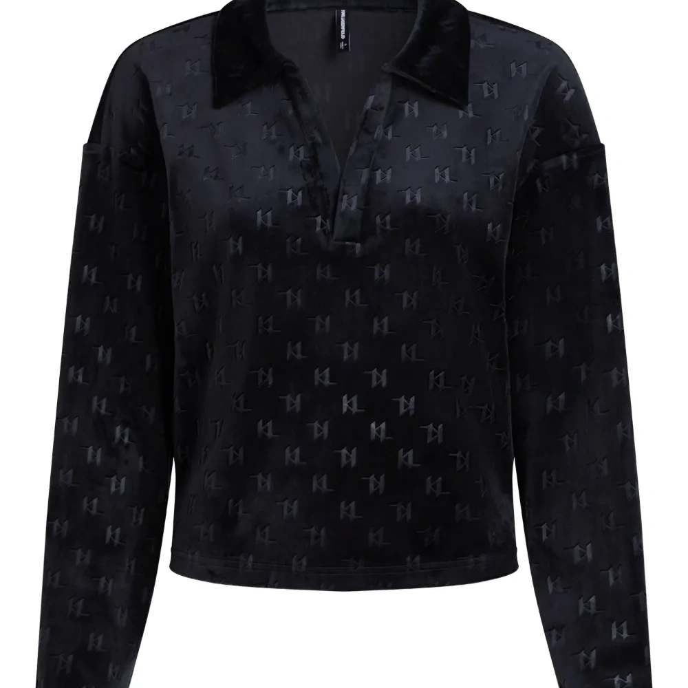 Топ с монограммой