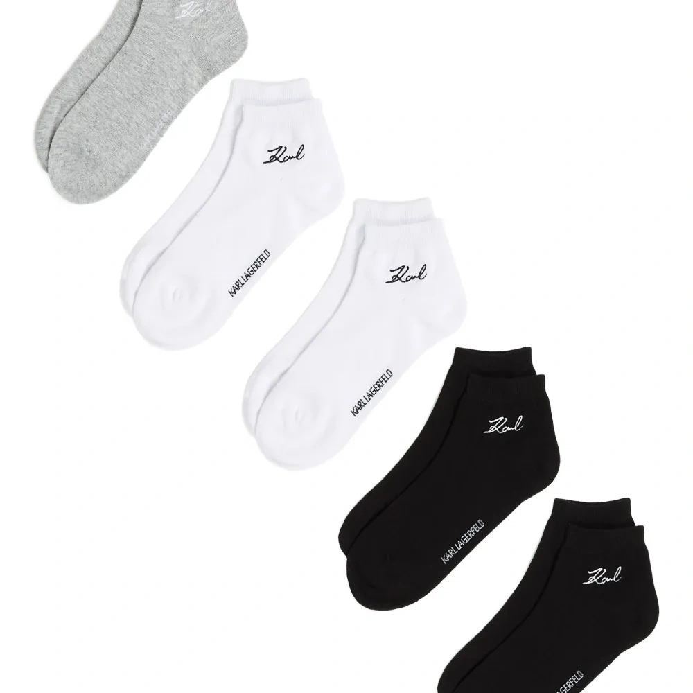 Комплект из пяти пар носков с вышивкой