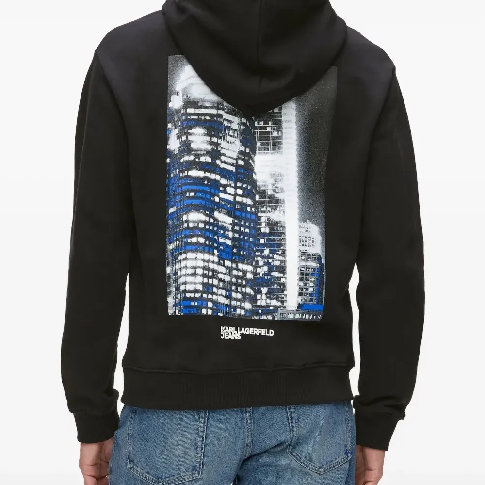 Худи с логотипом