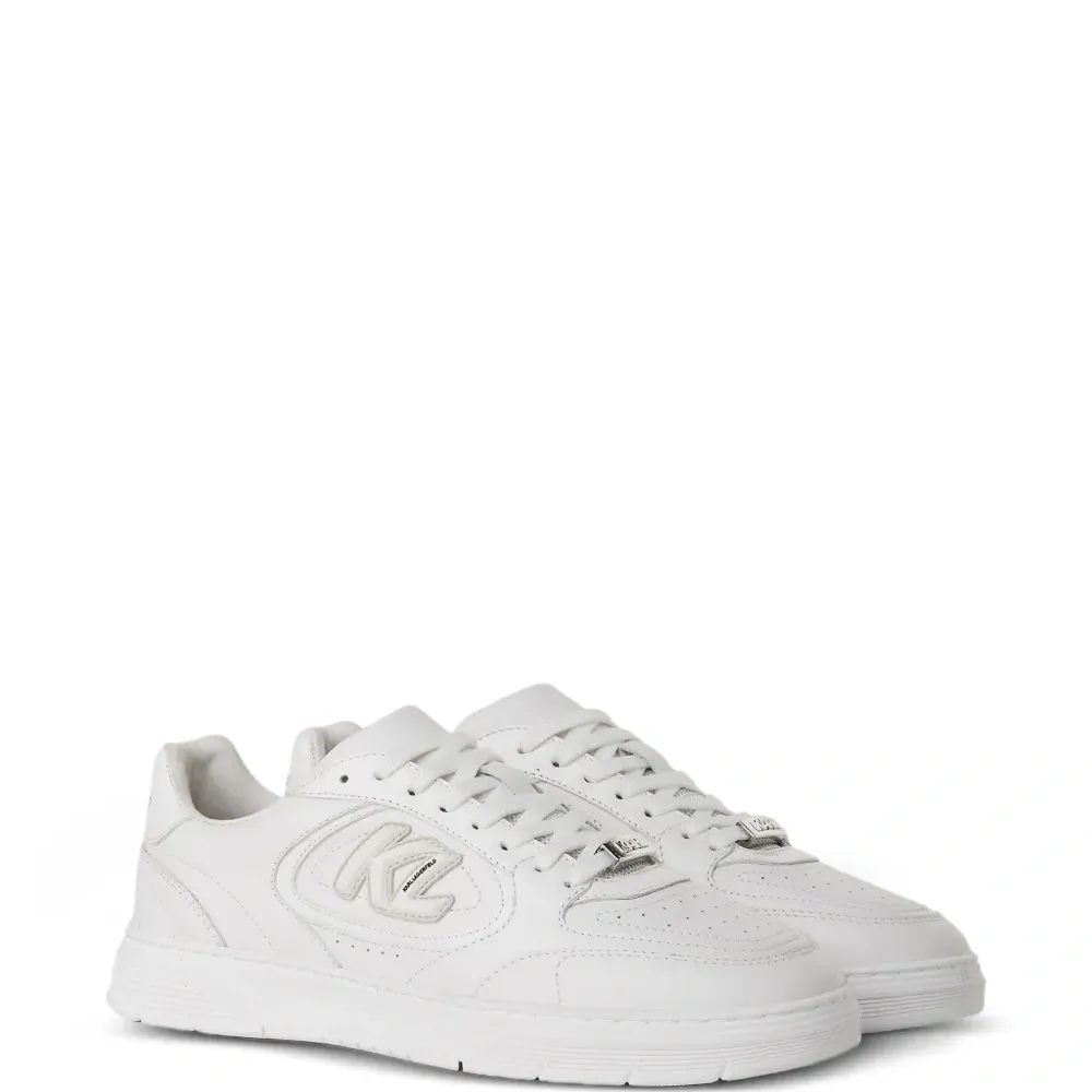 Кроссовки с нашивкой-логотипом