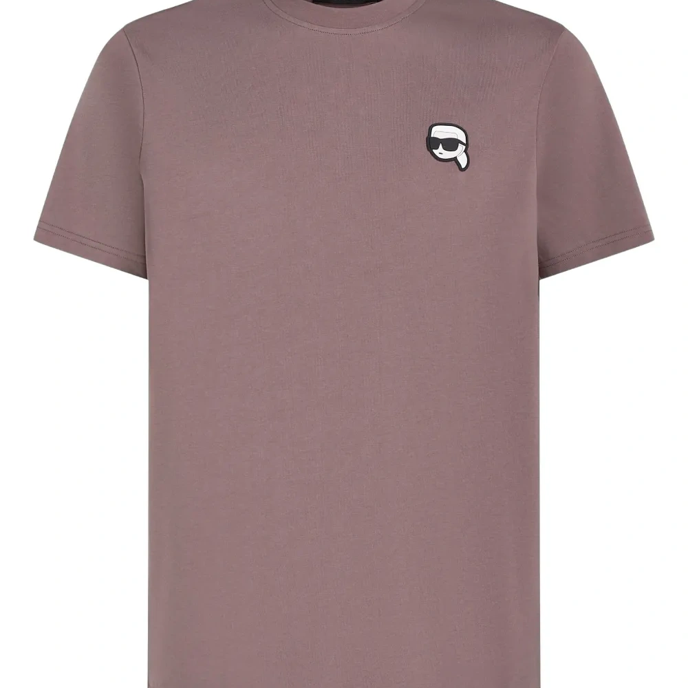 Футболка с логотипом