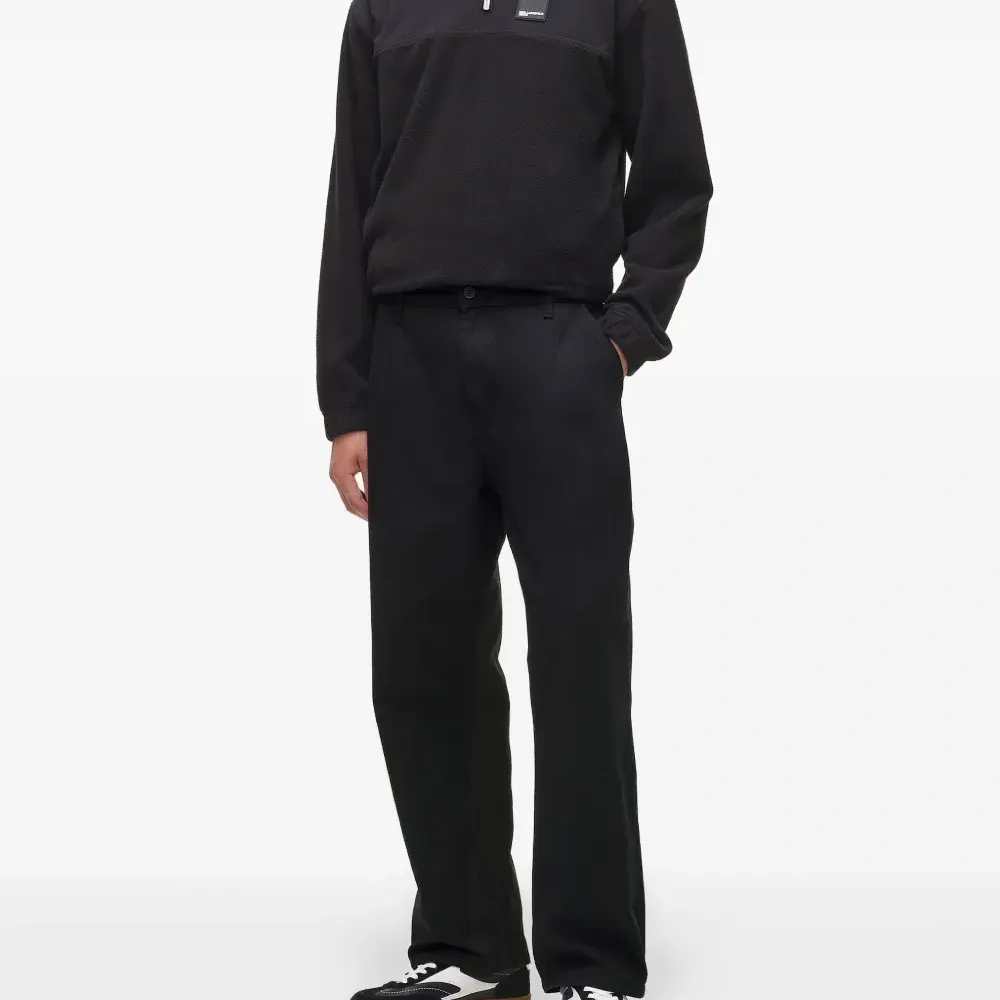 Брюки с карманами