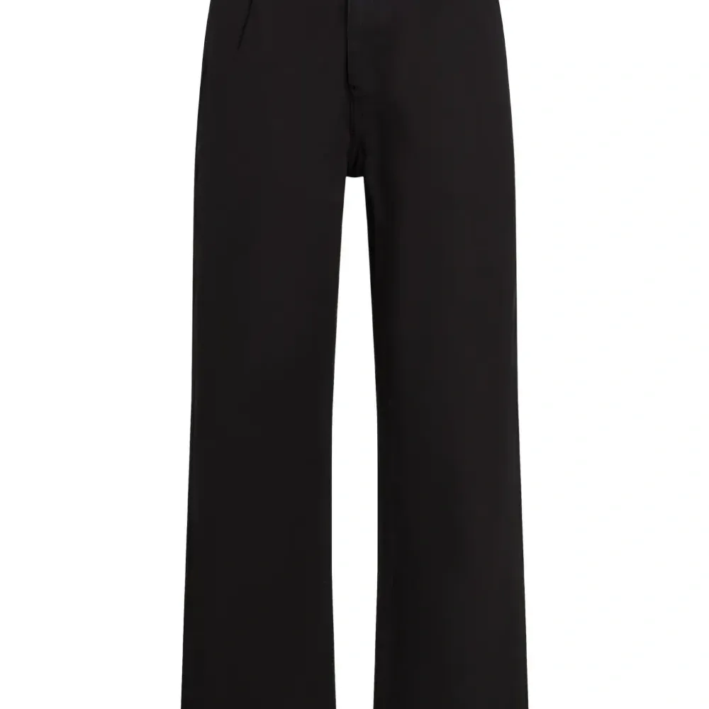 Брюки с карманами